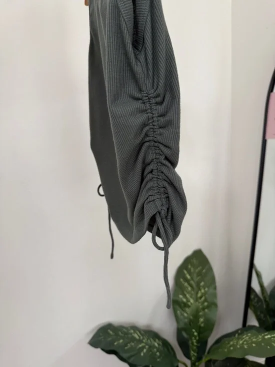 PRINCESS POLLY Ribbed Cinch Tank Top - Picture 3 of 6